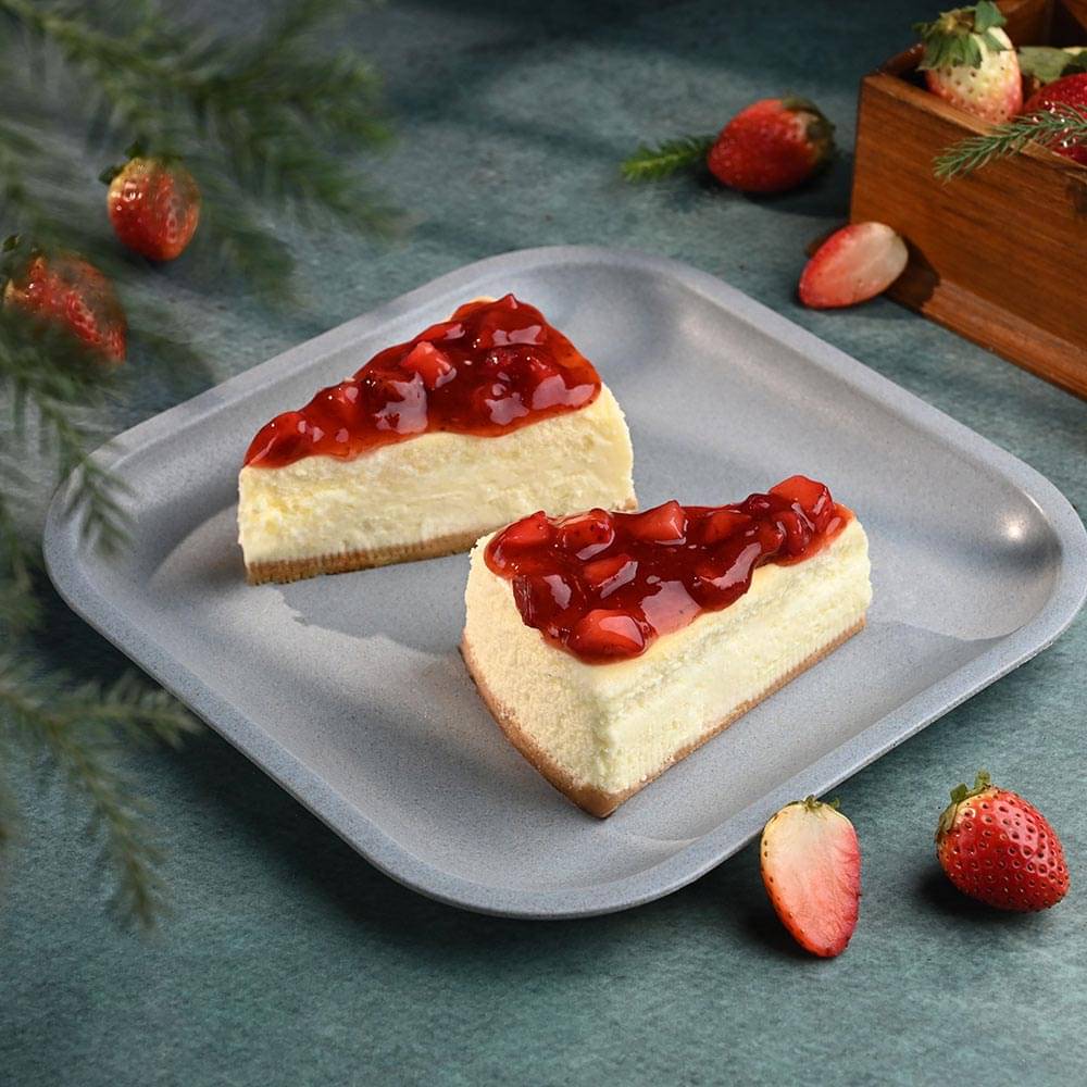Strawberry Baked Cheesecake Slice