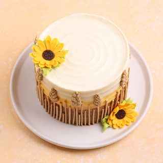 Front View of Sunflower Ombre Cake Front View of Sunflower Ombre Cake