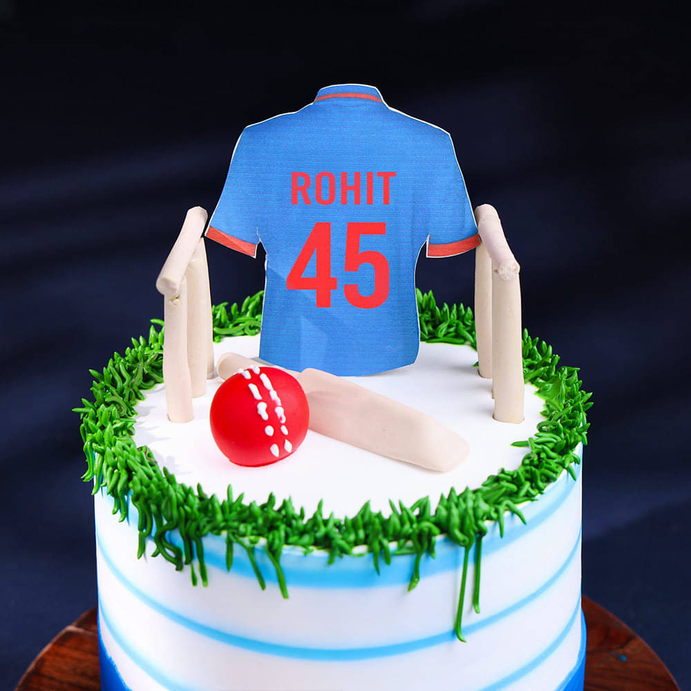 Sweet Innings Cricket Cake