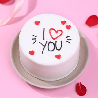 Top View of Sweet Love You Bento Cake