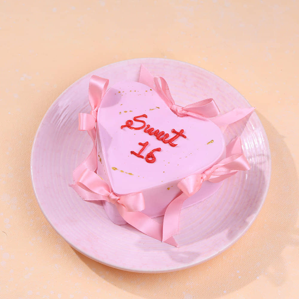 Top View of Sweet Sixteen Bento Bow Cake