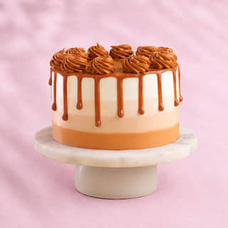 Front View of Swirly Butterscotch Drip Cake Front View of Swirly Butterscotch Drip Cake