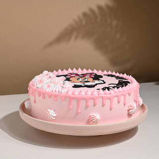 Side View of Swirly Minnie Mouse Cake