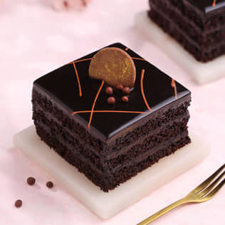 Tasty Chocolate Truffle Pastry