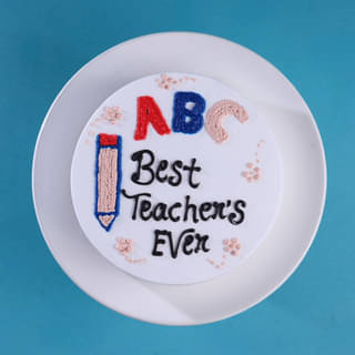 Front View of Teachers Day Pineapple Cake Front View of Teachers Day Pineapple Cake