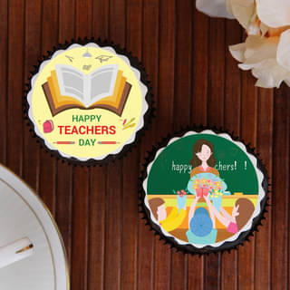 Top View Teachers Day Cupcakes