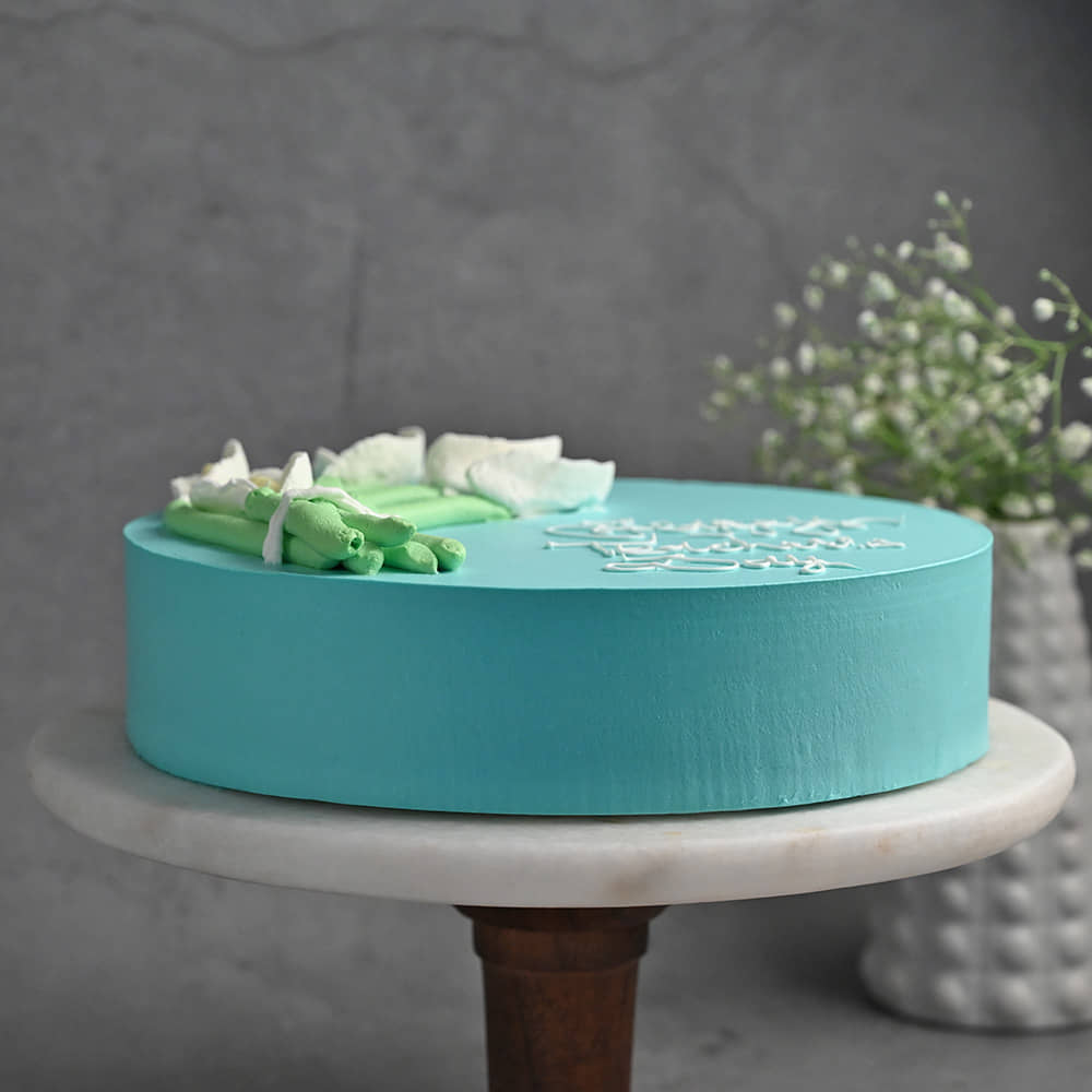 Side View of Teach N Treat With Pineapple Cake