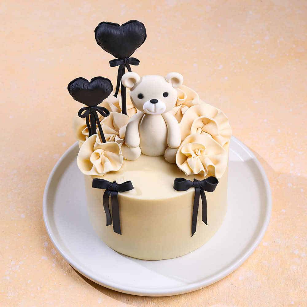 Teddy Hugs Balloon Cake