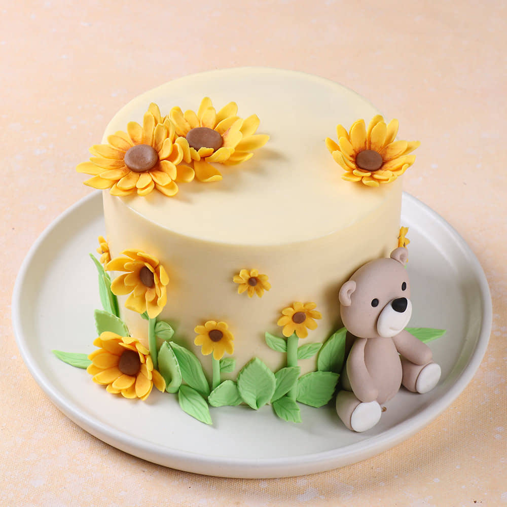 Teddy N Sunflowers Cake