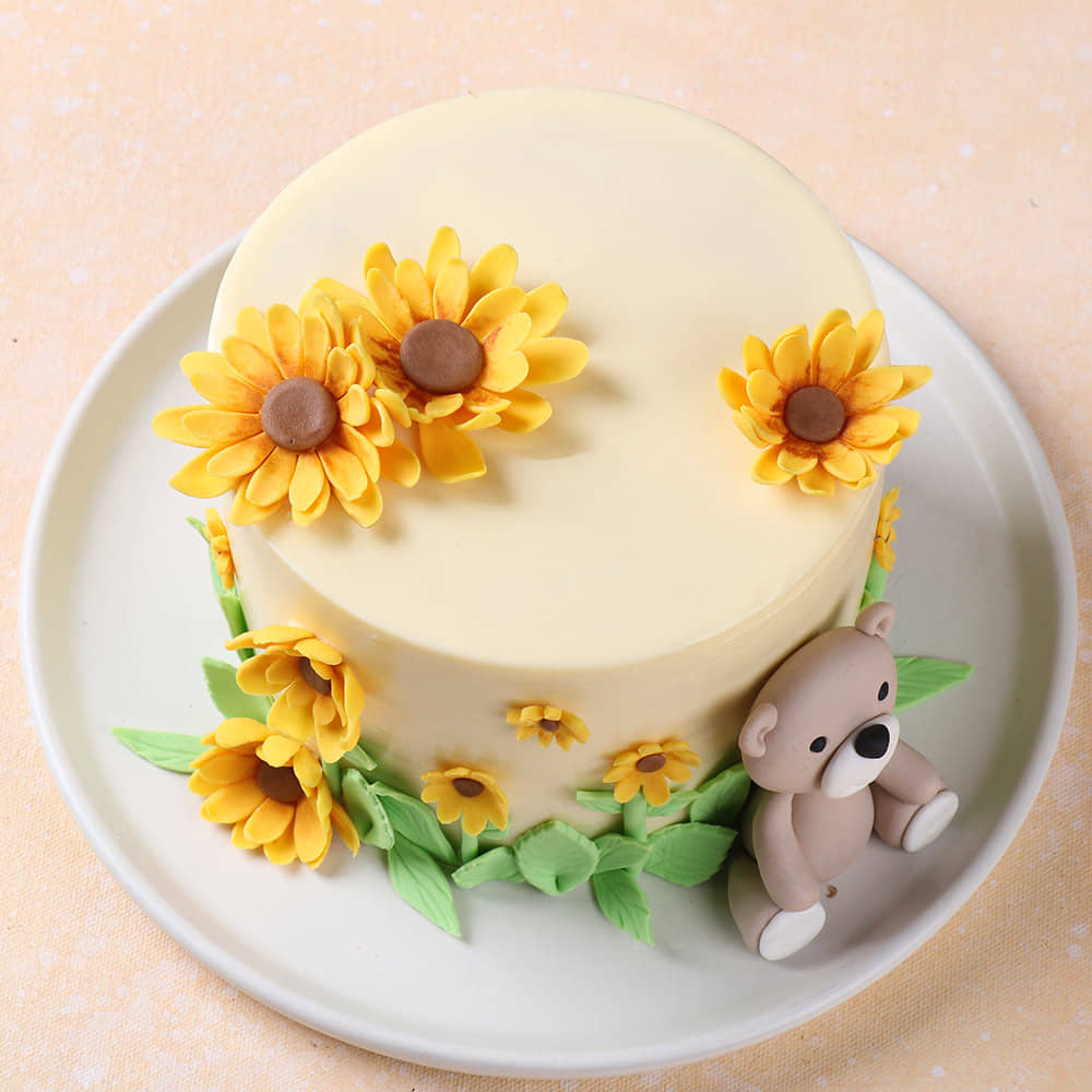 Teddy N Sunflowers Cake