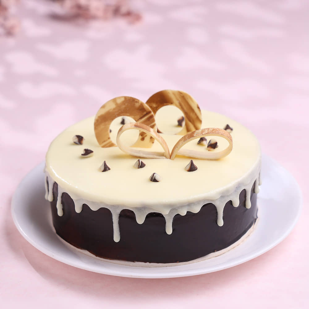 Side View of Choco Vanilla Cake
