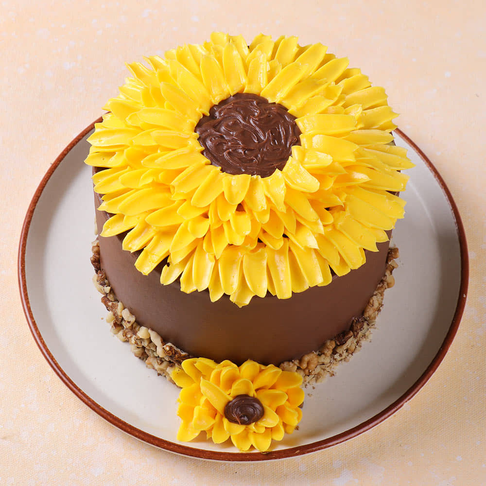 The Classic Sunflower Cake