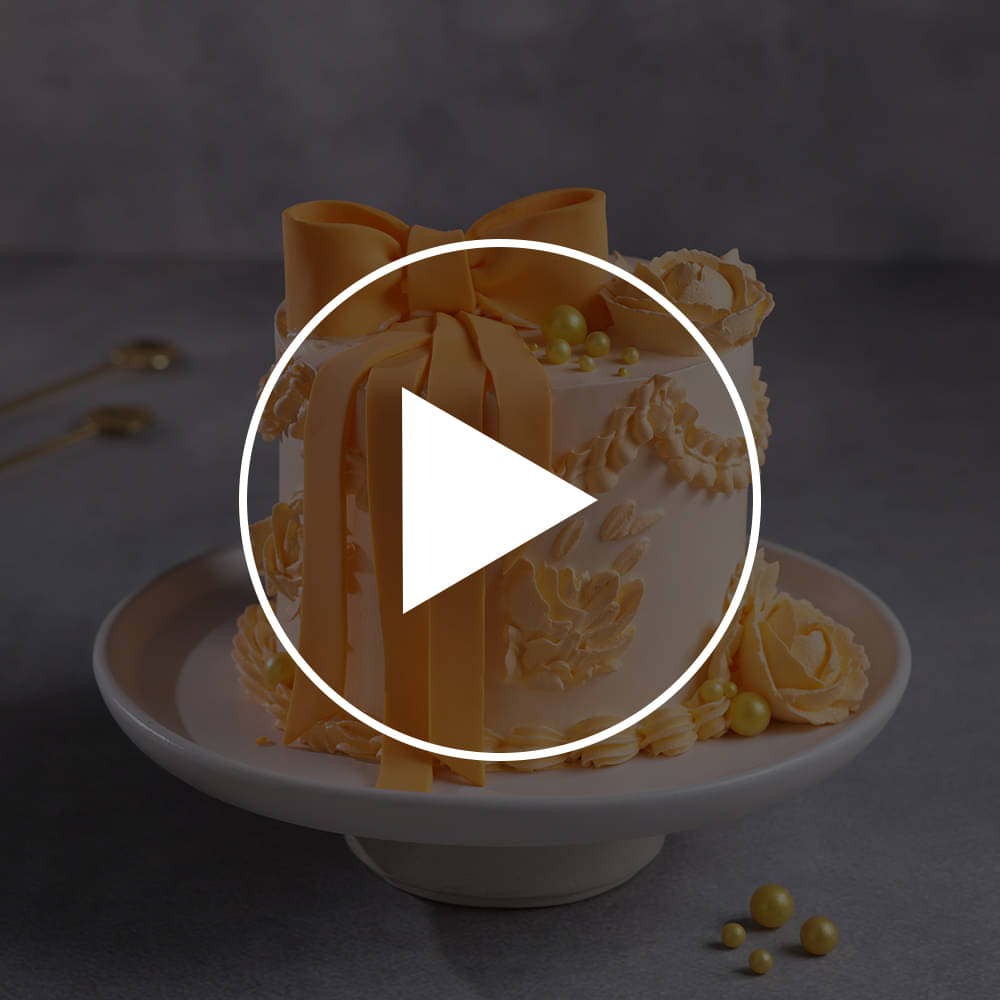 The Bow N Bloom Cake