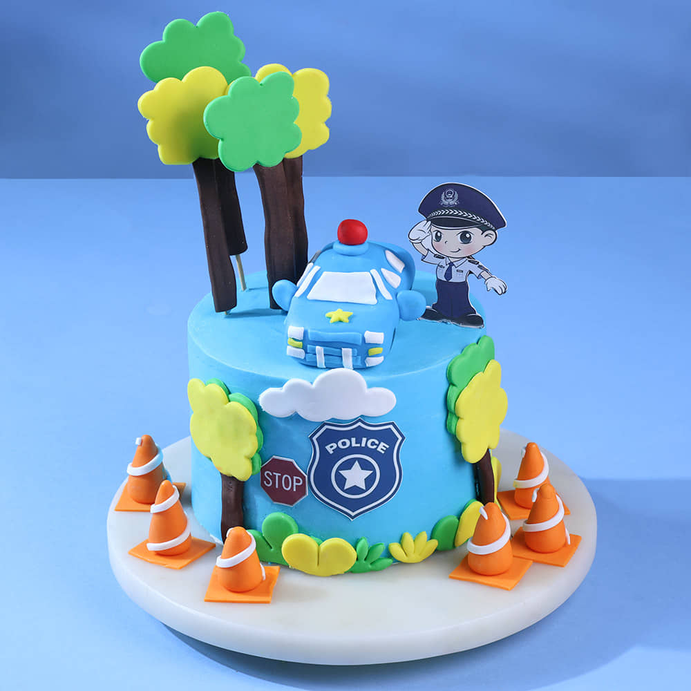 Front Angled View of Traffic Playtime Police Cake