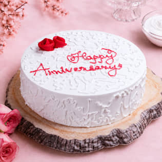 A New Design of Anniversary Cake