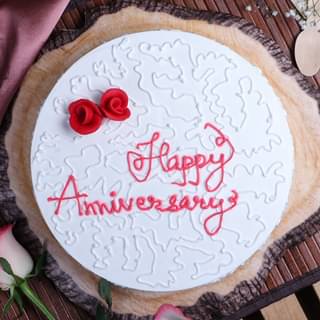Top View of New Design of Anniversary Cake