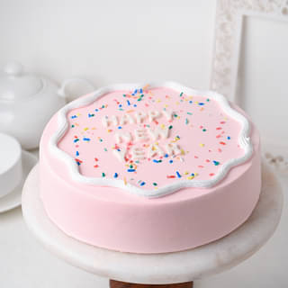 Vibrant Vanilla New Year Delight Cake