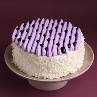 White Choco Shards Blueberry Cake